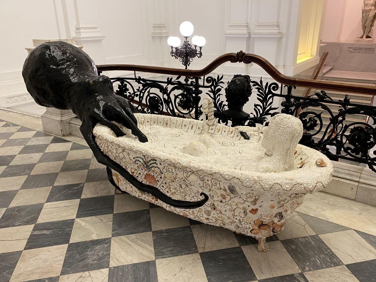 Niepokój przychodzi o zmierzchu