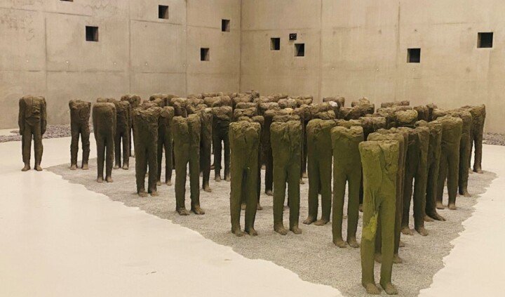 Bambini. Magdalena Abakanowicz