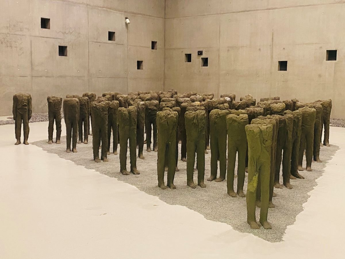 Bambini. Magdalena Abakanowicz