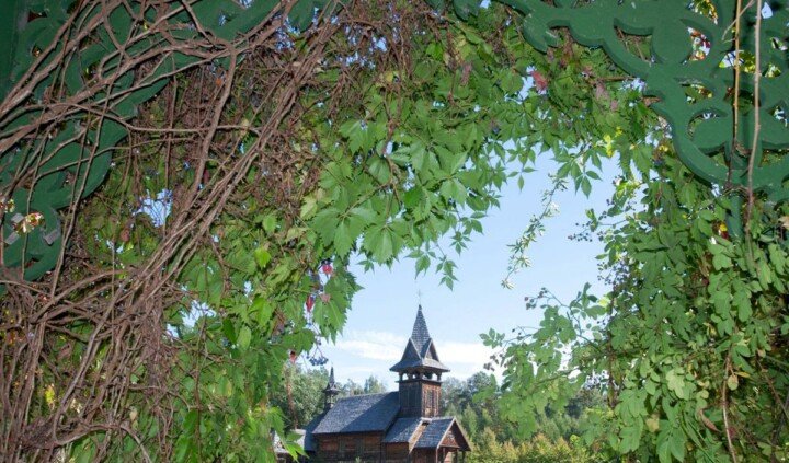 Translokacje świątyń w Polsce